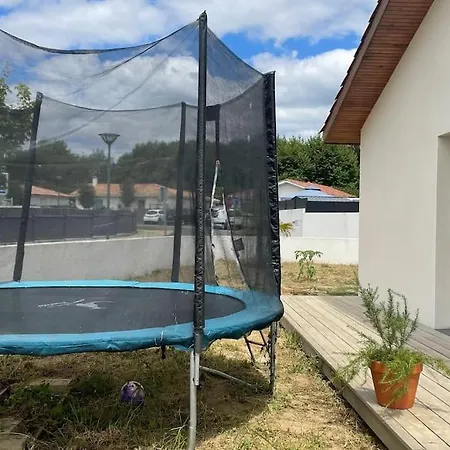 Villa Magnifique Avec Piscine Et Saubrigues